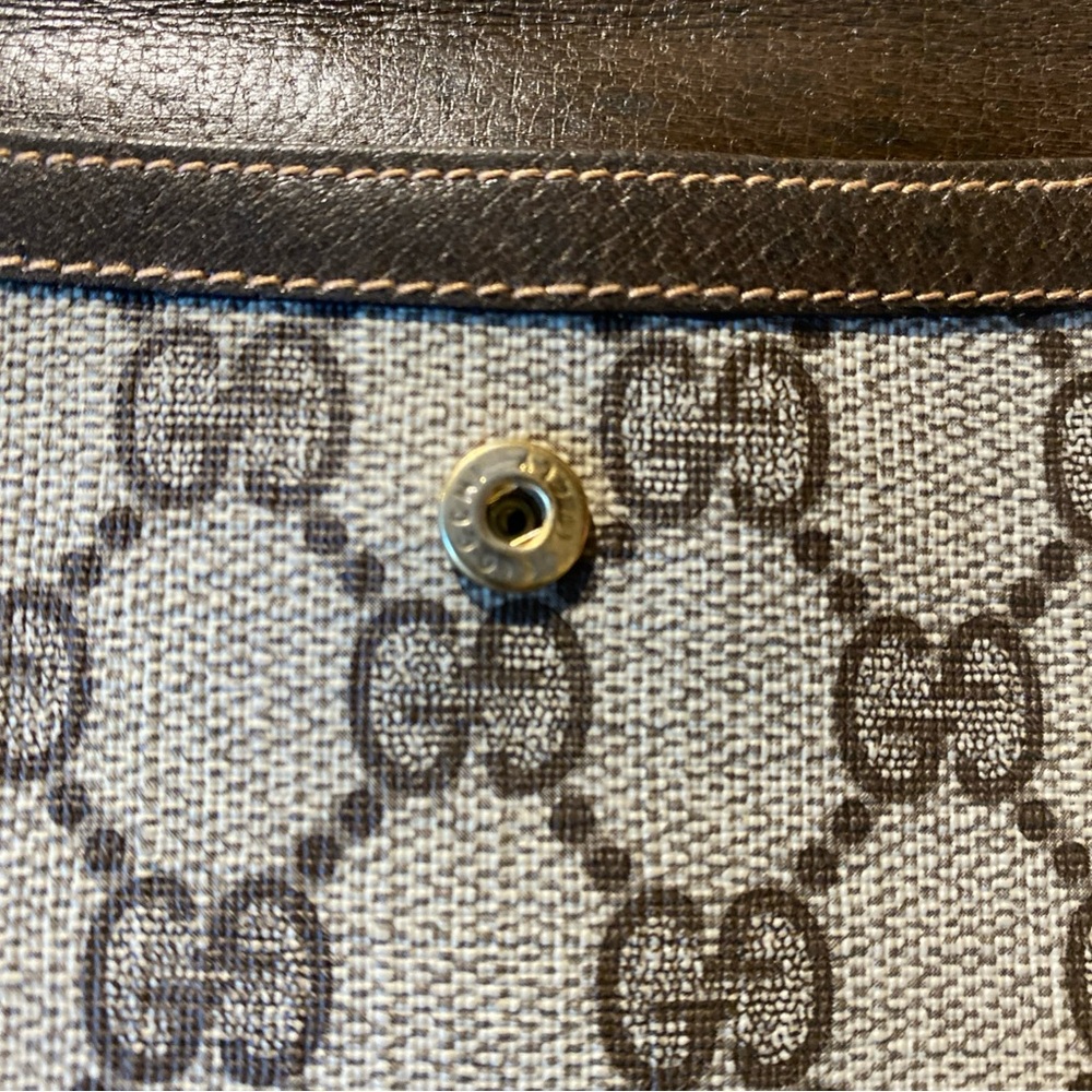 Gucci Beige/Brown GG Supreme Continental Wallet with Gold Hardware - Picture 7 of 16